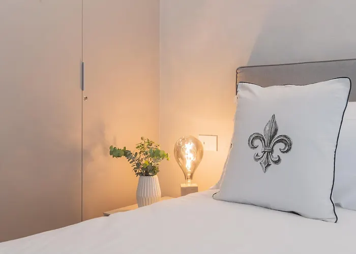 Muralto's Nest By Rent * كومو