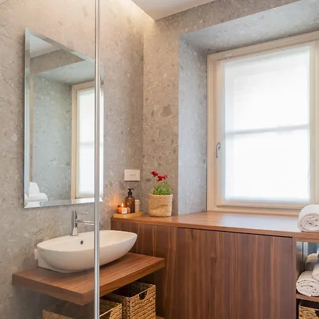 Muraltos Nest Apartmán Como